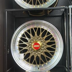 19”x8.5/9.5 Staggered $$1400