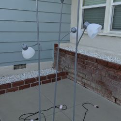 Mainstays 72‘’ Silver Combo Floor Lamp With Reading Lamp, Modern Design $15 Each No Bulbs 