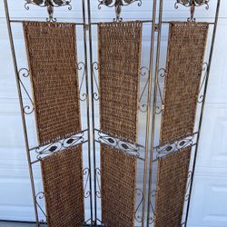 Divider
