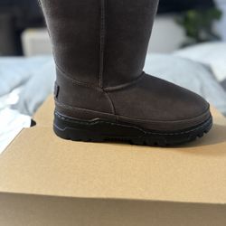 UGG Gray TRAILGRAZER KIDS