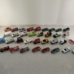 Hot Wheels Matchbox Diecast Cars Emergency Rescue Vehicles Trucks #1