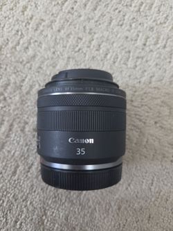 NEW Canon RF 35mm F1.8 camera lens!