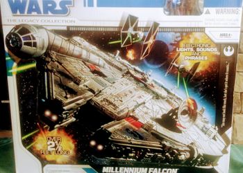 Star Wars The Legacy Collection Millennium Falcon for Sale in Nolensville TN OfferUp