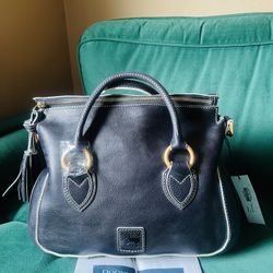 DOONEY & BOURKE FLORENTINE NAVY BLUE MEDIUM SAVANNAH SATCHEL BAG HARD TO FIND!!