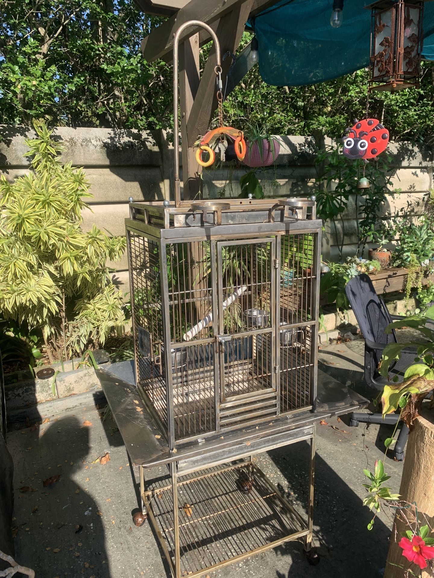 REDUCED PRICE -Large Bird Parrot Aviary Cage