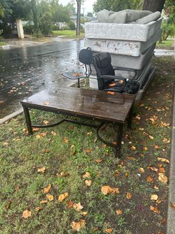 Free coffee table and two chairs