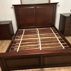 Bedroom Matching Set Beautiful Dark Cherry Wood 
