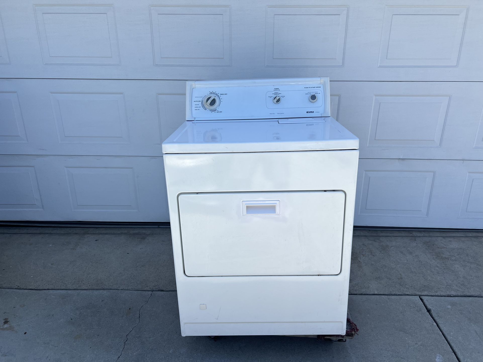 WHITE KENMORE BIG MOUTH GAS DRYER IN GOOD CONDITION