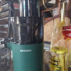Sovider Whole Fruit Cold Press Slow Juicer $50
