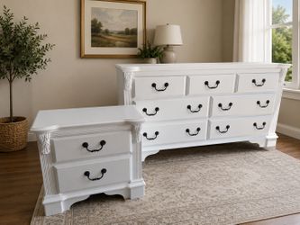 ✨ Elegant White 7 Drawer Dresser ✨