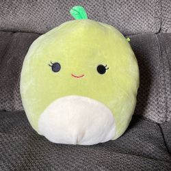 Ashley The Apple Squishmallow 7.5”