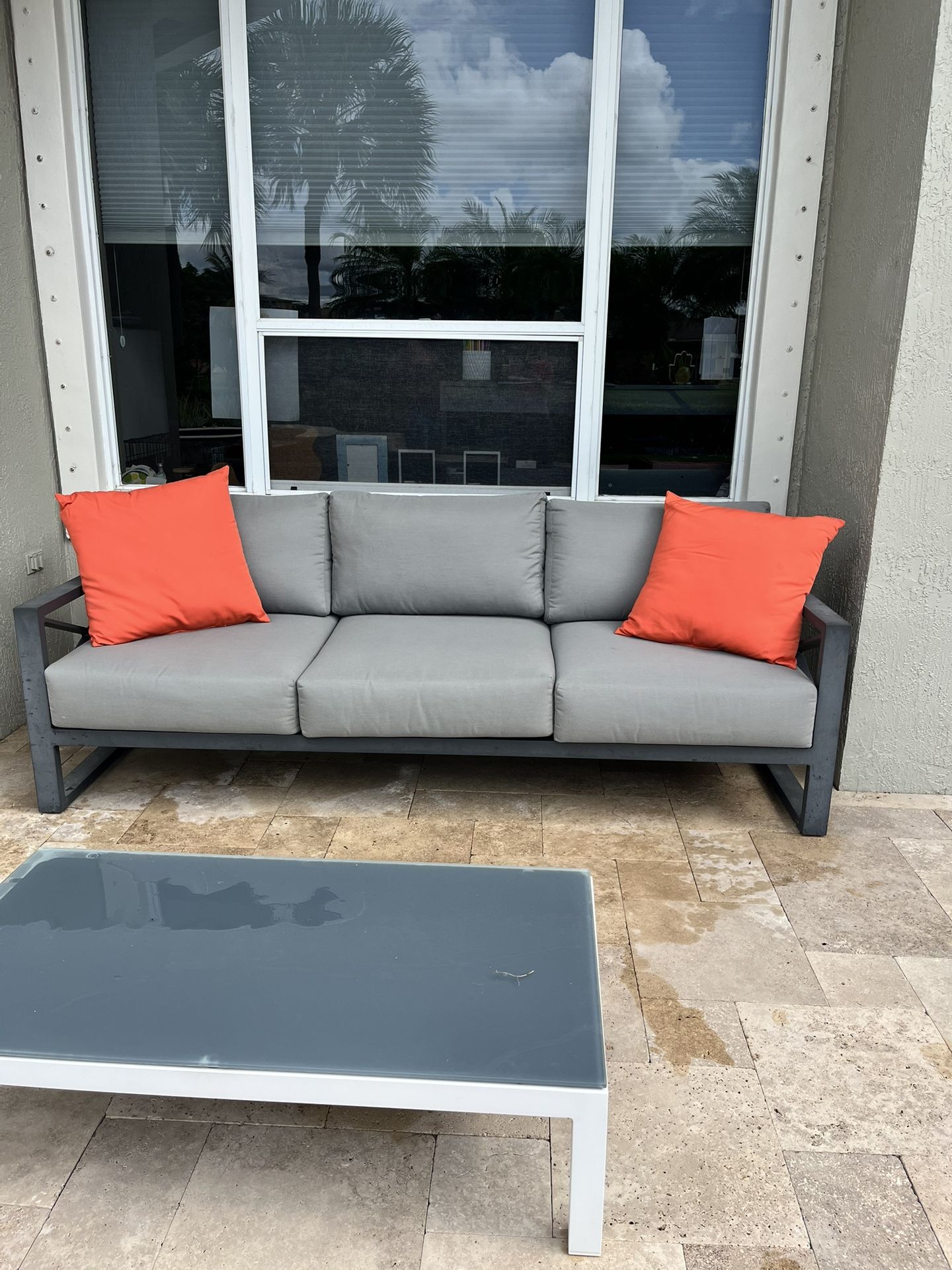 City Furniture Linear Dark Gray Aluminum Sofa, Cover And City Furniture Garden Art Table