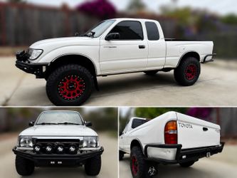 2000 Gen 1 Toyota Tacoma SR5 Pick Up White