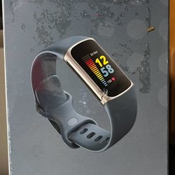 Fitbit Charge 5 Advanced Fitness, Health Tracker with Built-in GPS, Stress Management Tools, Sleep Tracking, 24/7 Heart Rate & More, Steel Blue 