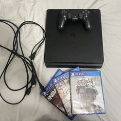 PlayStation 4 w/ 1 Controller & 3 Games 