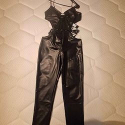 Women’s Clothes – Multiple Styles – $15 – Pickup Only