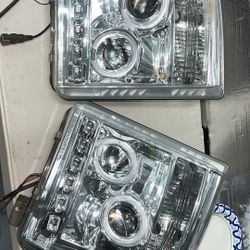Super Duty Headlights 