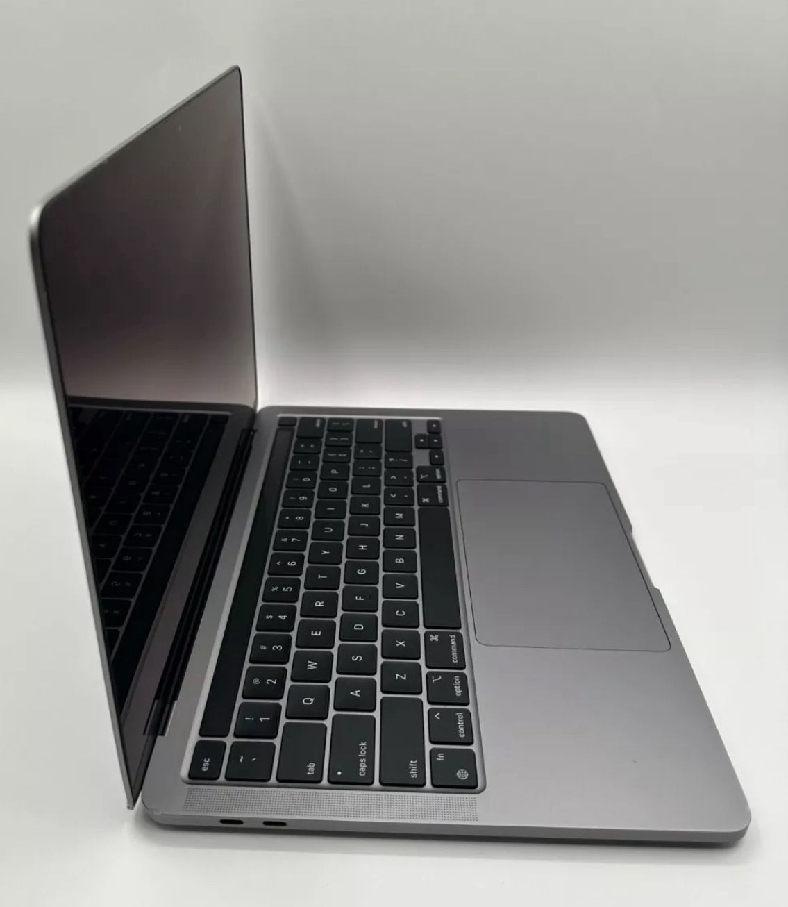 Apple MacBook Pro 13” 16GB RAM, Apple M1 Chip 256GB SSD macOS