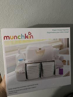 Munchkin Diaper Change Organizer