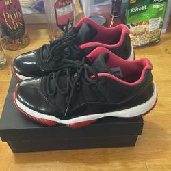 Jordan 11 Lows Size 10.5