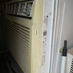 GE 14,000 BTU window A/C