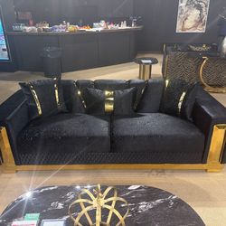 Loveseats , sofas , Livingroom furniture, same day delivery 🚚