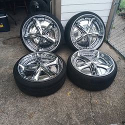 24" Spinner & Floater