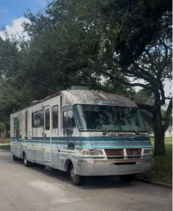 2 RVs livable inside w ac and generator 75% off quick sale