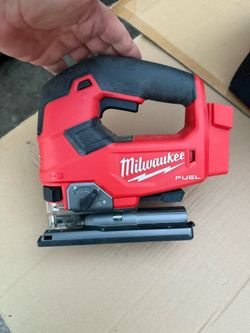 Milwaukee M18 FUEL cordless jig saw, model 2737-20.