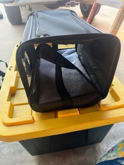 Cat carrier