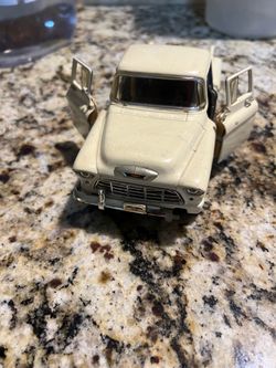 1/18 scale 1955 Chevy pickup