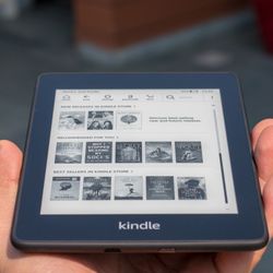 Amazon Kindle Paperwhite 10th Gen