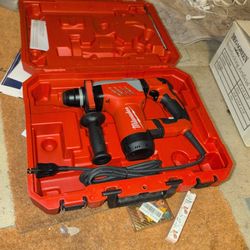 New Milwaukee Sds Plus  Rotary Hammer Drill 24  Date Code 