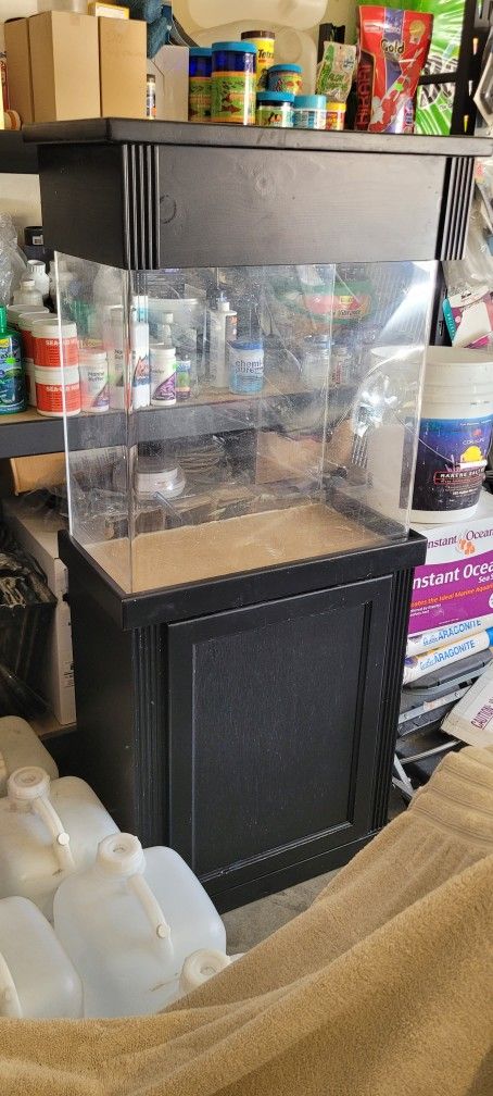 30 Tall Acrylic Tank w/supplies