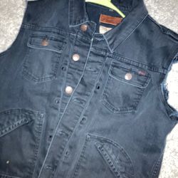 Lrg Black Cutoff Jean Vest (rare)