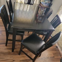 Ashley Expanding Dining Room Table + 8 Chairs