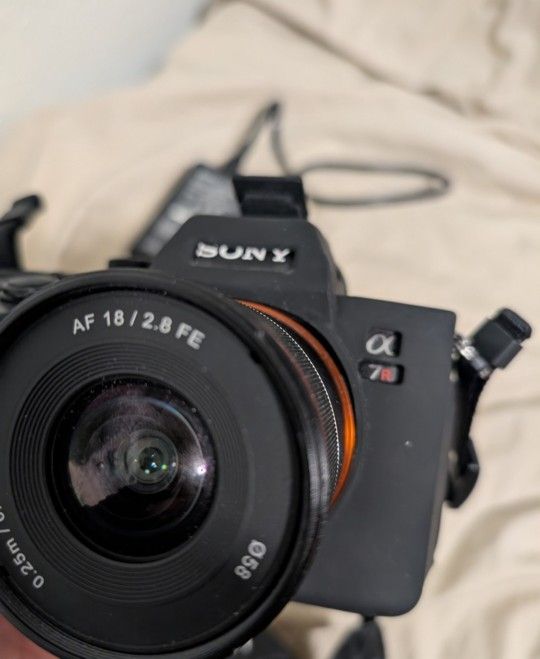 Sony Alpha 7R III 42.4 MP Digital Camera - Black W/ Lens