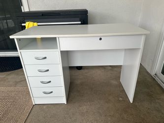 FREE - White desk
