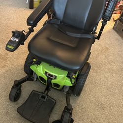 Quantum 3 I level Disability Scooter