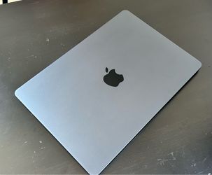 MacBook Air  M2