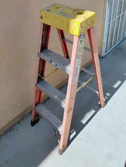 4ft Ladder Fiberglass