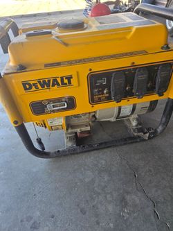 DEWALT DXGNR4000 portable generator