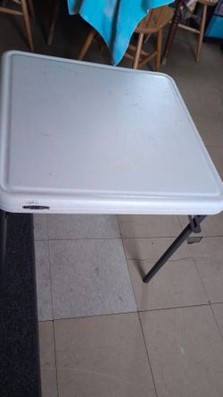 Small Foldable Table 