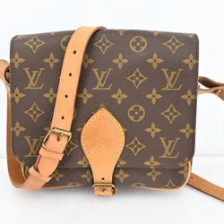 𝐋𝐨𝐮𝐢𝐬 𝐕𝐮𝐢𝐭𝐭𝐨𝐧  Monogram Cartouchiere MM Shoulder Cross Body Bag 