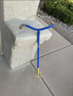 Brand New Soil Aerator/ Cultivator. Garden Claw Gold Brand 
