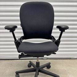 Steelcase Leap V1 Fully Adjustable Model office chair In Black