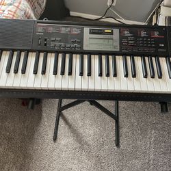 Casio CT-2090  Sampling Keyboard with original stand