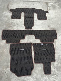 2019-2023 Subaru Ascent Mats