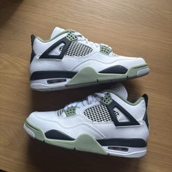 Jordan 4 seafoam