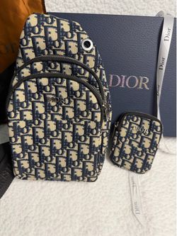 Crossbody chest bag